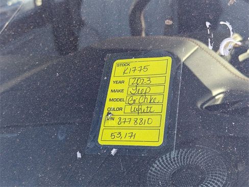 Used 2023 Jeep Grand Cherokee L Summit w/ Advanced Protech Group IV image 12