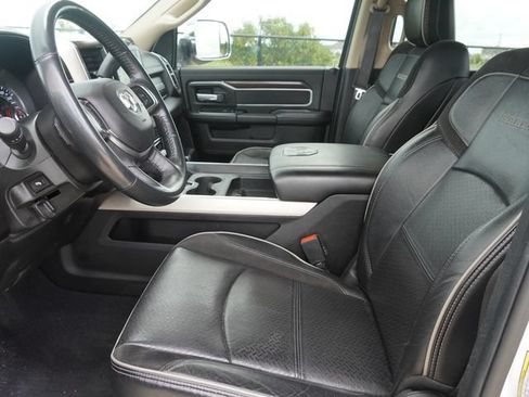 Used 2022 RAM 2500 Laramie AWD/4WD image 17