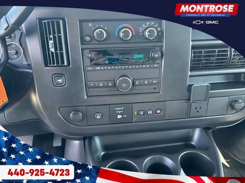 New 2025 GMC Savana 3500 w/ Driver Convenience Package RWD image 17