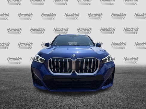 Certified 2025 BMW X1 xDrive28i w/ Technology Package AWD/4WD image 3