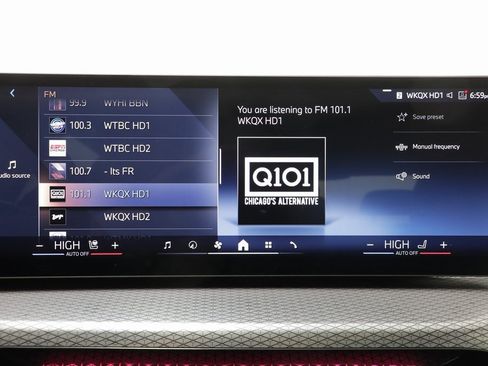 Certified 2025 BMW 330i xDrive Sedan w/ M Sport Package image 9