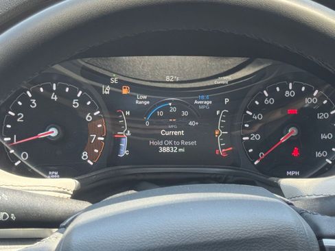 Used 2025 Jeep Compass Limited AWD/4WD image 41