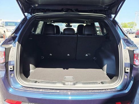 New 2026 Jeep Compass Latitude image 13