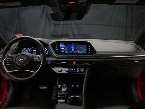 Used 2021 Hyundai Sonata SEL Plus w/ Tech Package image 21