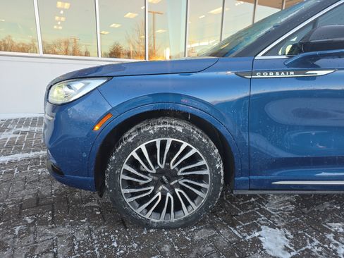 Used 2021 Lincoln Corsair Reserve w/ Equipment Group 201A image 10