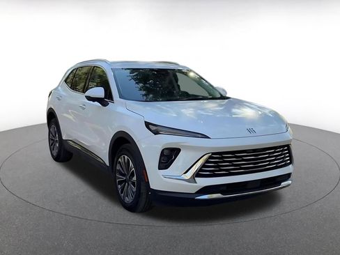 Used 2024 Buick Envision Preferred image 3