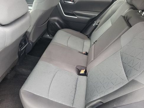 Used 2025 Toyota RAV4 XLE FWD image 22
