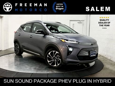 Used 2022 Chevrolet Bolt EUV Premier w/ Sun & Sound Package image 1