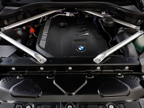 New 2026 BMW X7 xDrive40i w/ M Sport Package AWD/4WD image 24