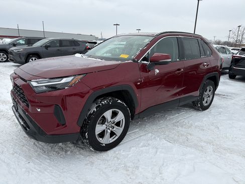 Used 2023 Toyota RAV4 XLE image 4