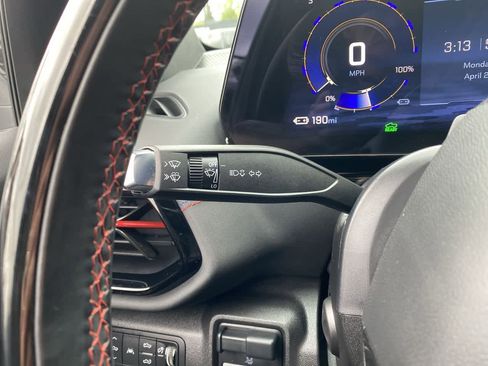 Used 2025 Chevrolet Silverado EV RST AWD/4WD image 22