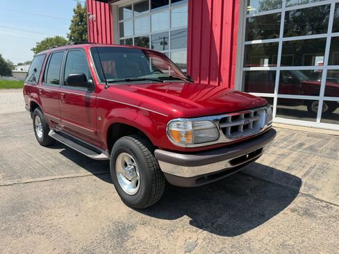 Used 1997 Ford Explorer AWD 4-Door image 2