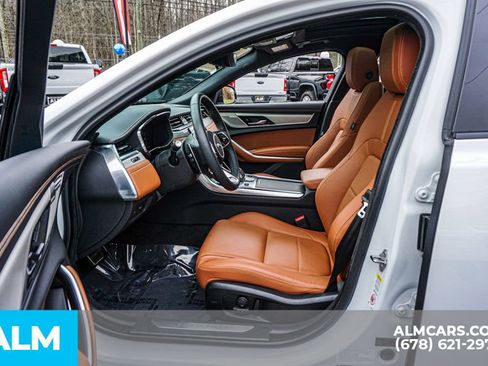 Used 2024 Jaguar XF R-Dynamic SE image 19