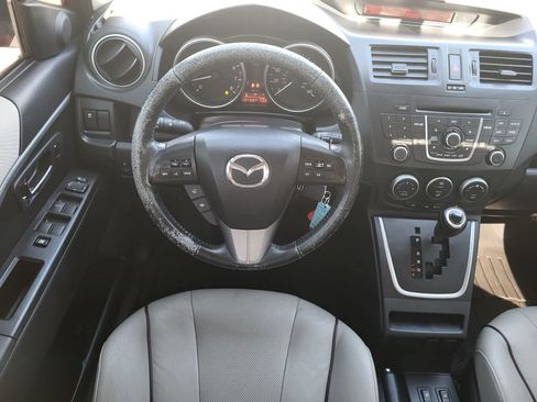 Used 2015 MAZDA MAZDA5 Grand Touring FWD image 23