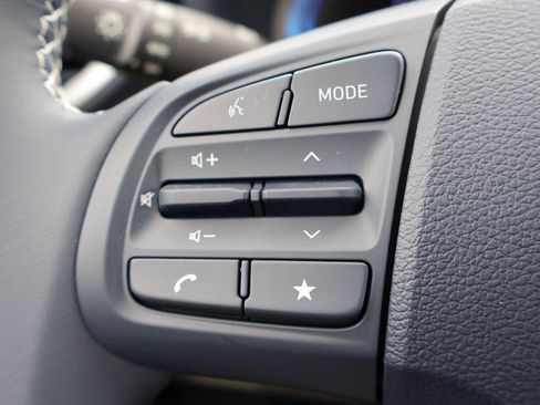 New 2026 Hyundai Venue SEL FWD image 12