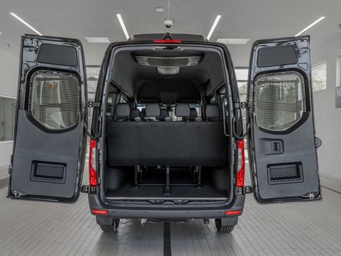 New 2025 Mercedes-Benz Sprinter 2500 image 16