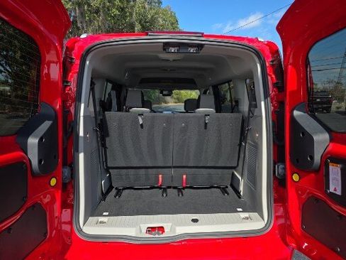 Used 2023 Ford Transit Connect XLT w/ Trailer Tow Package image 21