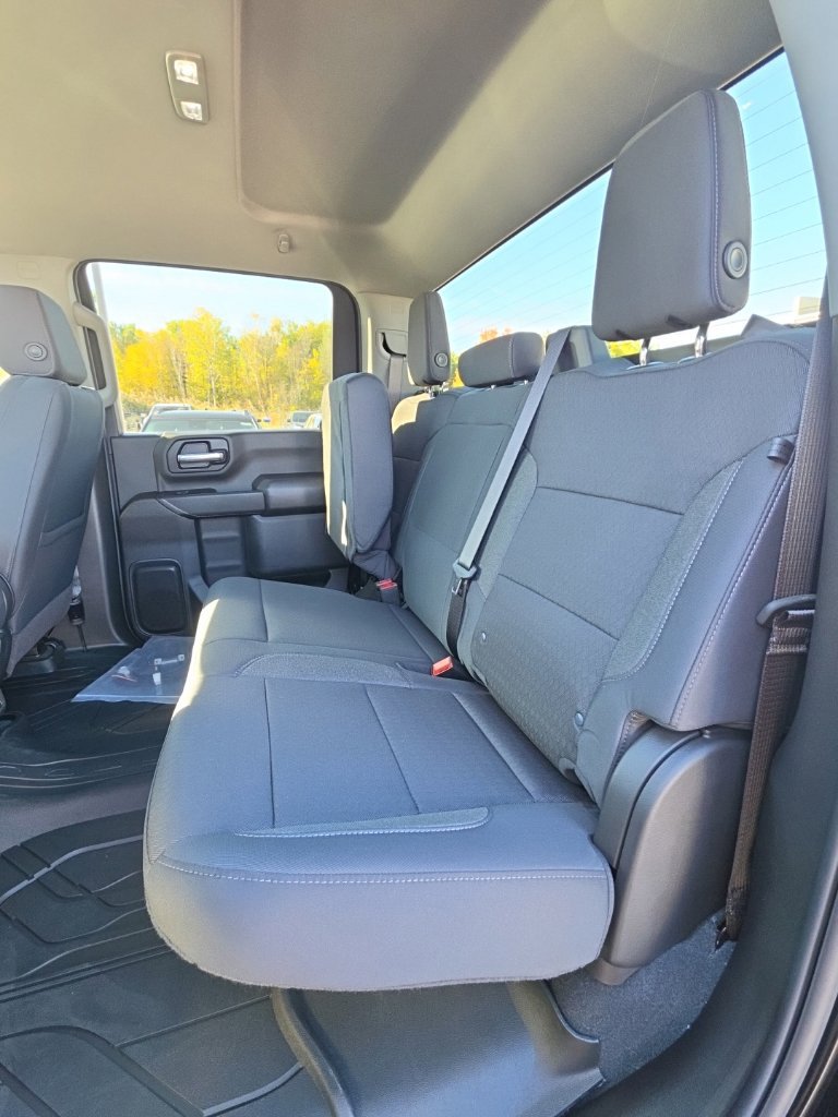 New 2026 Chevrolet Silverado 2500 Custom w/ Custom Value Package AWD/4WD image 10