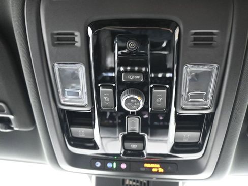 New 2026 GMC Yukon XL AT4 w/ AT4 Premium Plus Package image 15