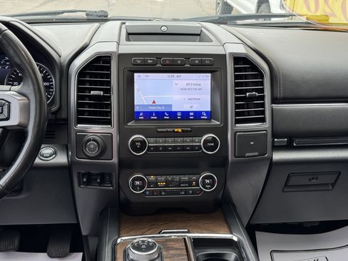 Used 2020 Ford Expedition Max Platinum AWD/4WD image 13