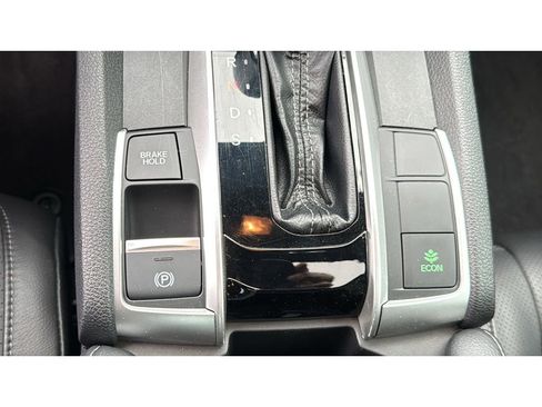 Used 2019 Honda Civic Touring image 19