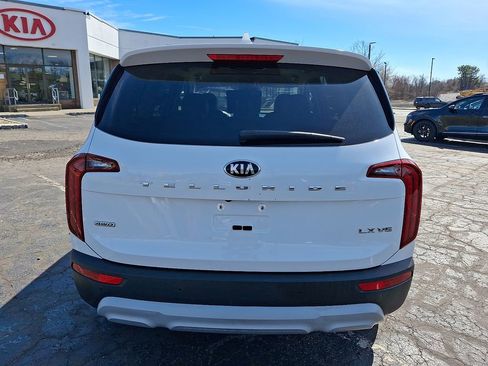 Used 2020 Kia Telluride LX image 14