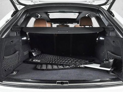 Certified 2025 Audi Q5 e Premium Plus w/ Premium Plus Package image 6