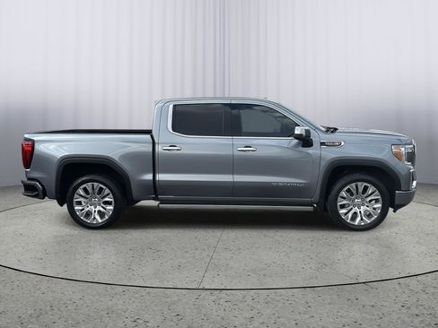 Used 2022 GMC Sierra 1500 Denali w/ Denali Premium Package image 7