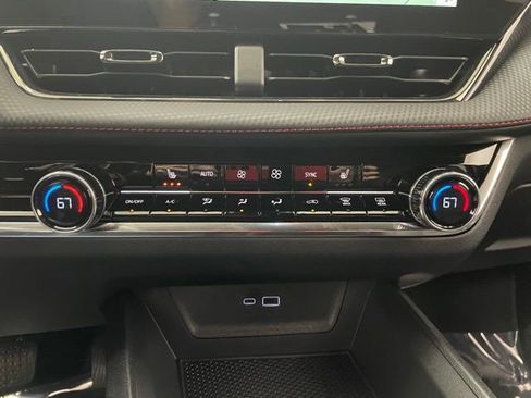 Certified 2025 Chevrolet Equinox RS AWD/4WD image 7