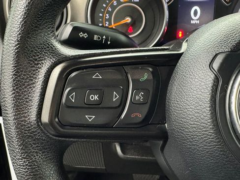 Used 2019 Jeep Wrangler Unlimited Sport image 13