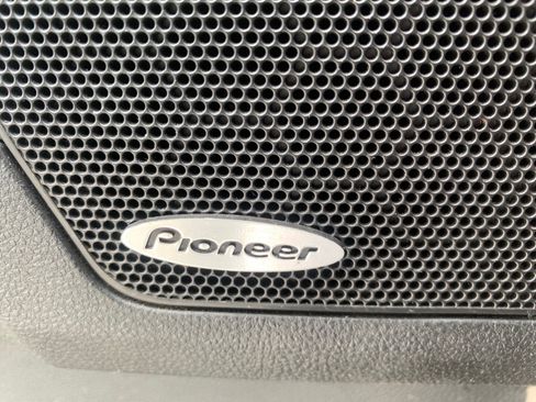 Used 2017 GMC Terrain SLT w/ Open Road Package image 12