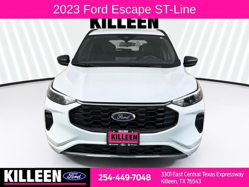 Used 2023 Ford Escape ST-Line w/ Tech Pack #1 FWD image 2