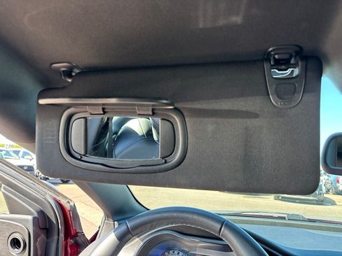 Used 2016 Chrysler 200 S FWD image 14