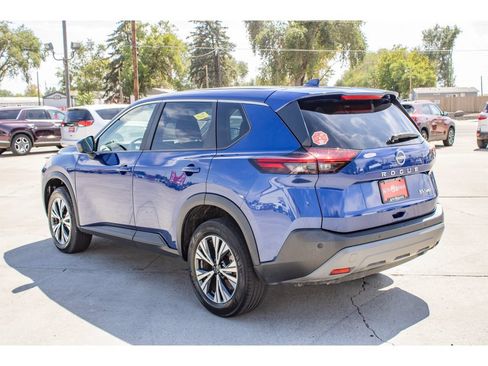 Used 2023 Nissan Rogue SV AWD/4WD image 6