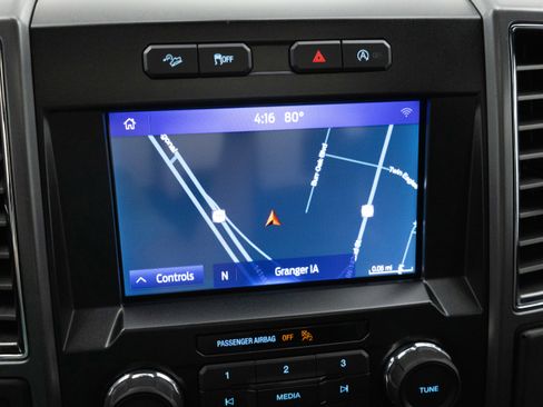Used 2020 Ford F150 XLT w/ Equipment Group 302A Luxury AWD/4WD image 4