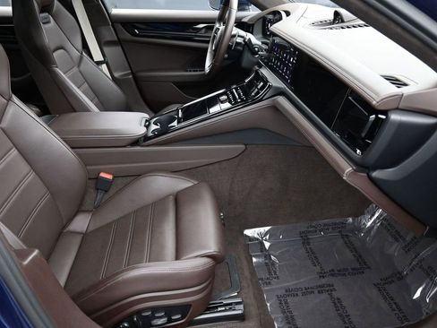 Used 2025 Porsche Panamera Turbo image 31