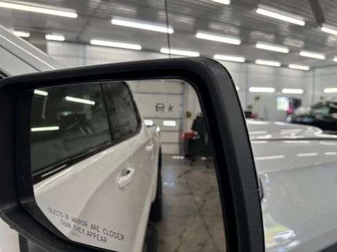 Used 2023 GMC Sierra 1500 AT4 image 31