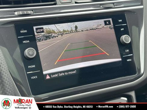 Certified 2024 Volkswagen Tiguan SEL R-Line AWD/4WD image 28