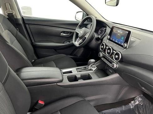 Used 2024 Nissan Sentra SV image 20