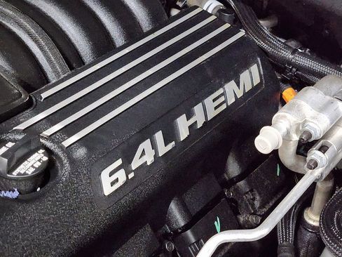 Used 2021 Jeep Grand Cherokee SRT image 54