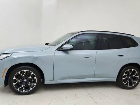Used 2025 BMW X3 xDrive30i image 3