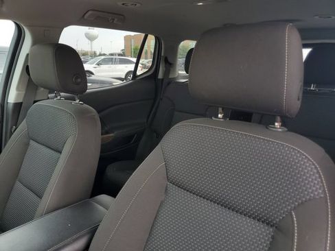 Used 2021 GMC Acadia SLE w/ Driver Convenience Package FWD image 16