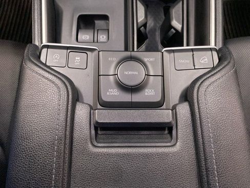 Used 2024 Toyota Grand Highlander Limited image 27