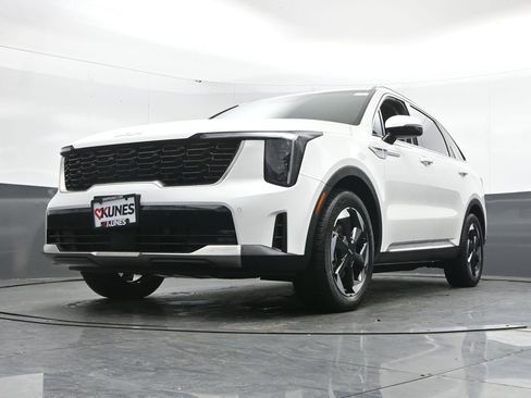 Used 2025 Kia Sorento EX AWD/4WD image 44