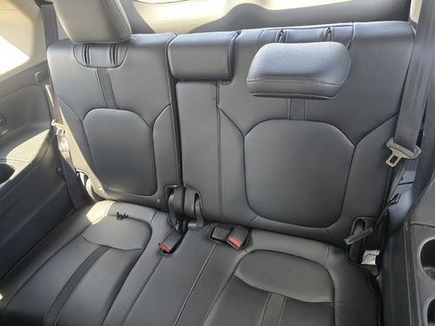 Used 2024 Honda Pilot EX-L image 14