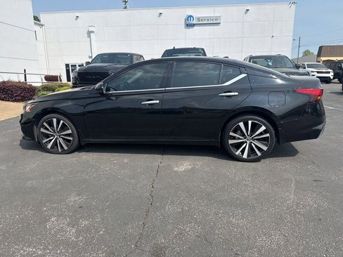 Used 2022 Nissan Altima 2.5 Platinum image 9