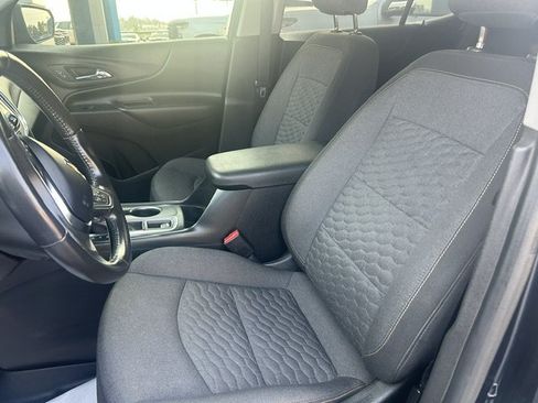 Used 2021 Chevrolet Equinox LT FWD image 12