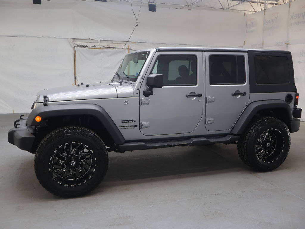 Used 2018 Jeep Wrangler Unlimited Sport S AWD/4WD image 4