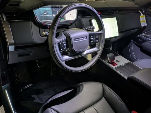 New 2026 Land Rover Range Rover SE AWD/4WD image 16