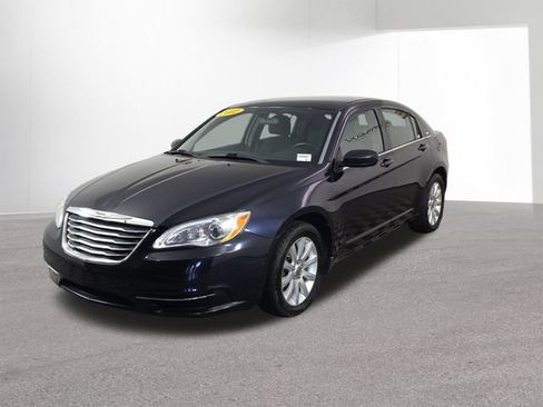 Used 2012 Chrysler 200 Touring FWD image 41